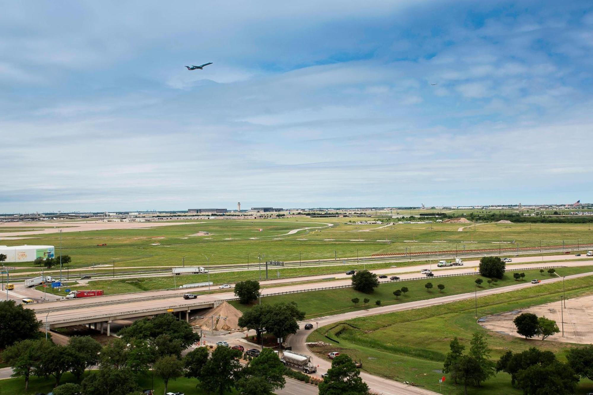 Dallas/Fort Worth Airport Marriott Irving Bagian luar foto